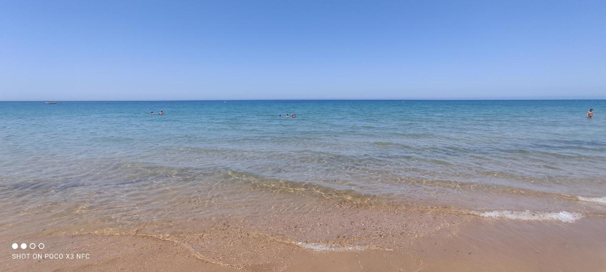 To The Beach เดเนีย ภายนอก รูปภาพ